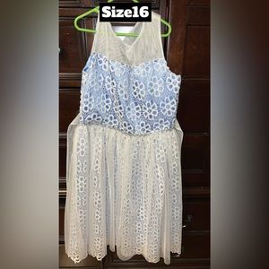 Girls dress